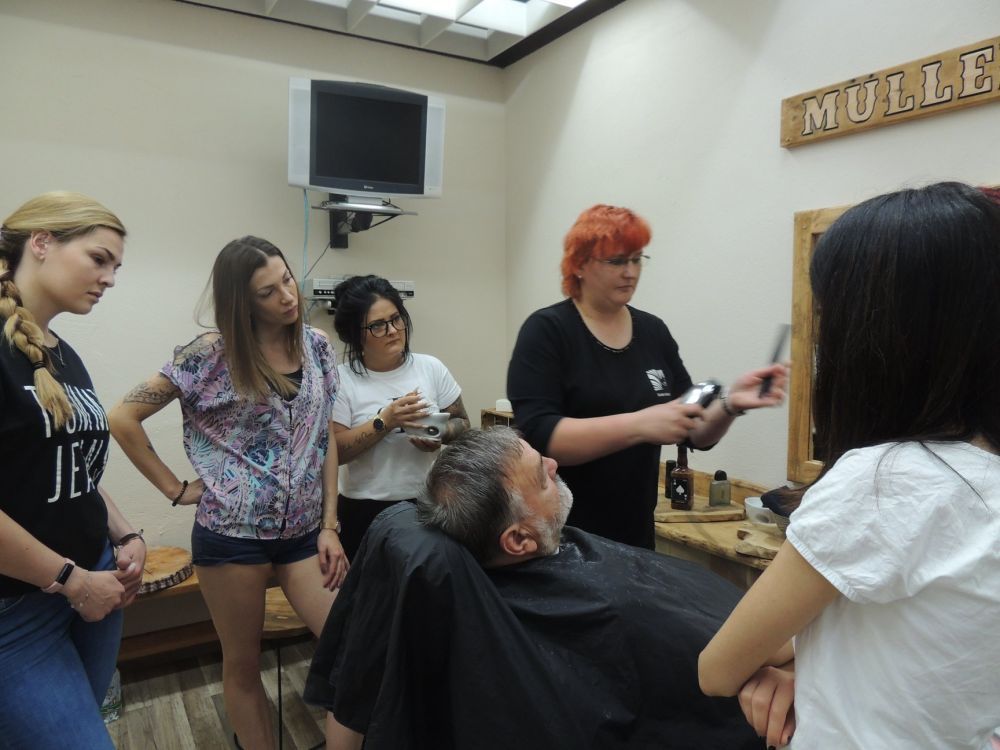 Barber 01 Barber 01